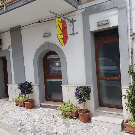 Гостьовий будинок Dimora Saracena Термолі Екстер'єр фото